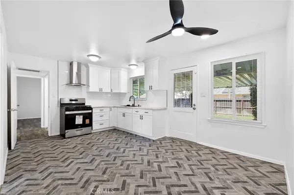 1812 W Bellaire WAY, Fresno, CA 93705