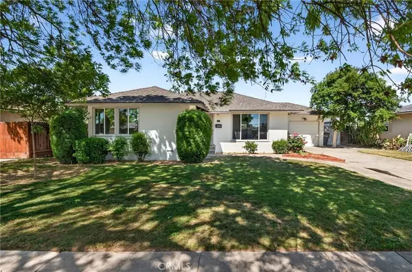 1812 W Bellaire WAY, Fresno, CA 93705