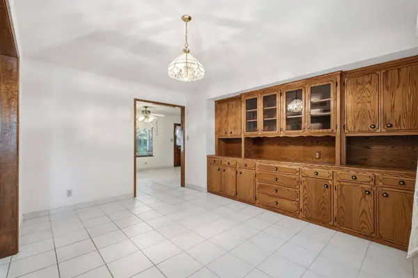 1547 E Fallbrook AVE, Fresno, CA 93720