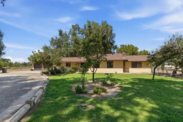 16528 14th AVE, Hanford, CA 93230