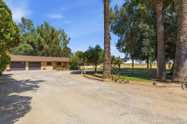16528 14th AVE, Hanford, CA 93230