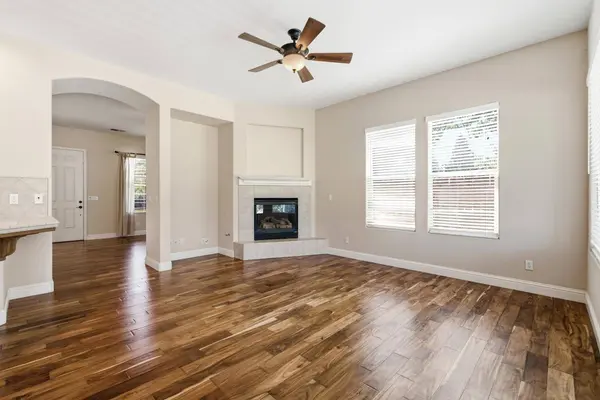 256 N Magnolia AVE, Clovis, CA 93611