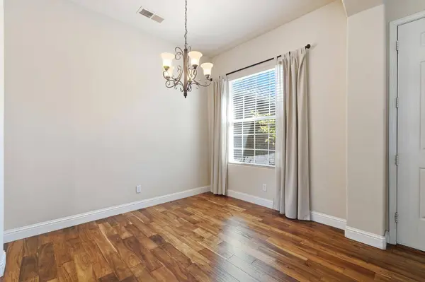 256 N Magnolia AVE, Clovis, CA 93611