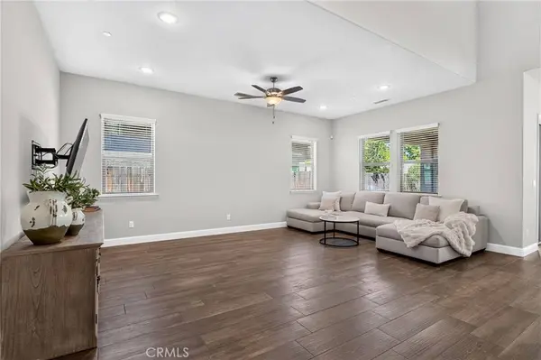 11315 N Via San Toma DR, Fresno, CA 93730