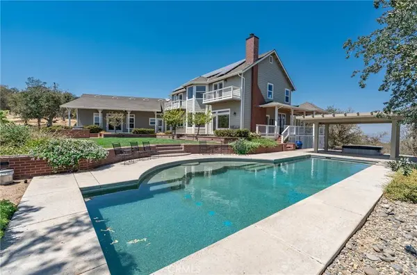42158 John Muir DR, Coarsegold, CA 93614