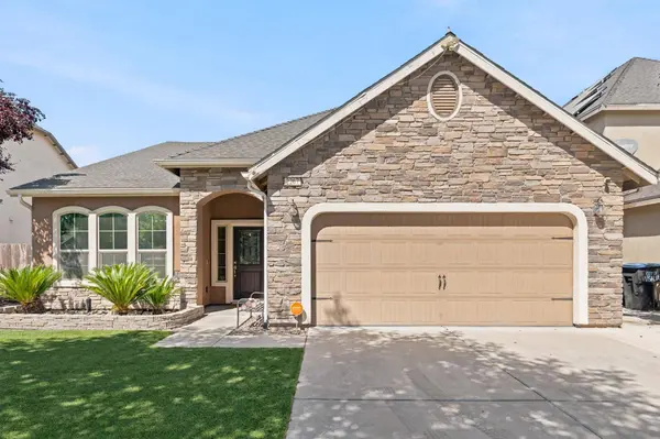 2267 N Duke ST, Visalia, CA 93291