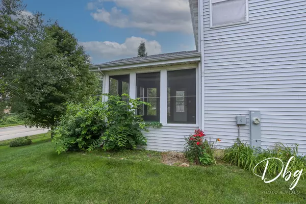 Lake Villa, IL 60046-7554,1017 E Oaktree Trl