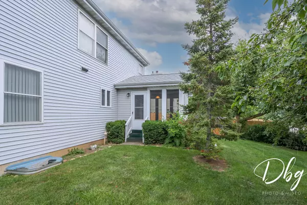 Lake Villa, IL 60046-7554,1017 E Oaktree Trl