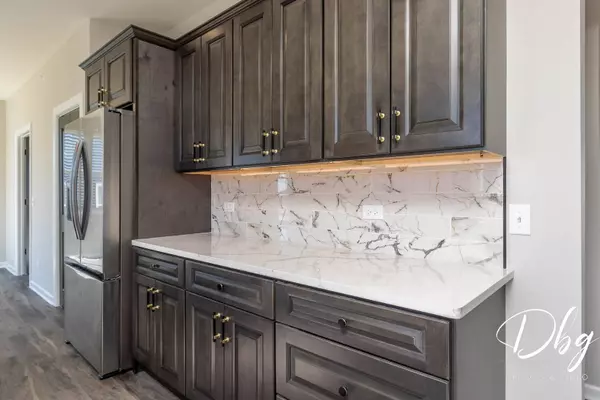 2174 N Orchard LN, Round Lake Beach, IL 60073