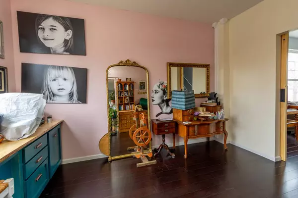 1988 LILY LN, Round Lake, IL 60073