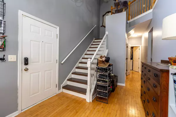 1988 LILY LN, Round Lake, IL 60073