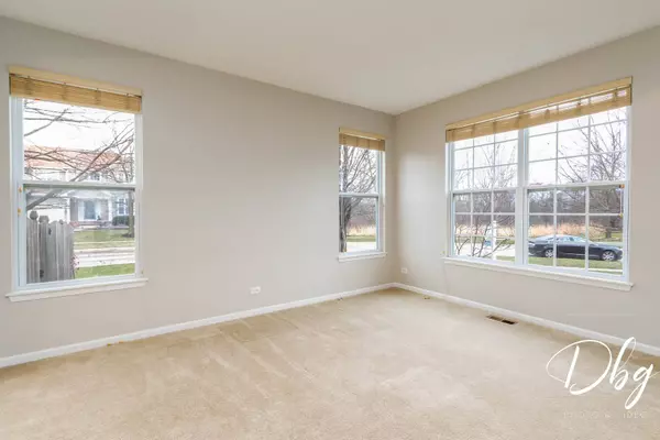 416 Cyprus CIR, Lake Villa, IL 60046