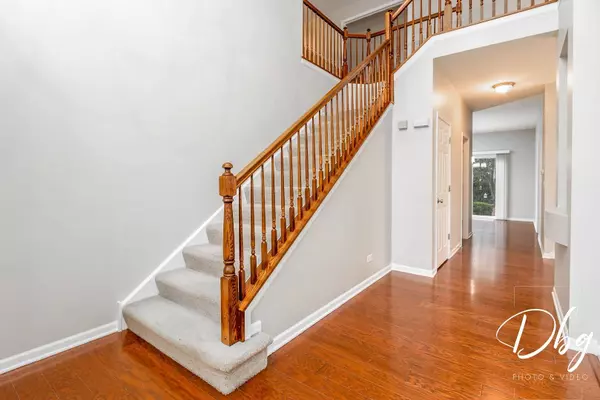 416 Cyprus CIR, Lake Villa, IL 60046