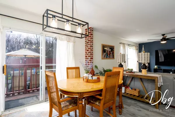 254 Spring Valley WAY, Round Lake, IL 60073