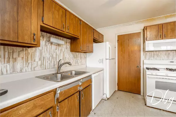 1168 Northbury LN #B1, Wheeling, IL 60090