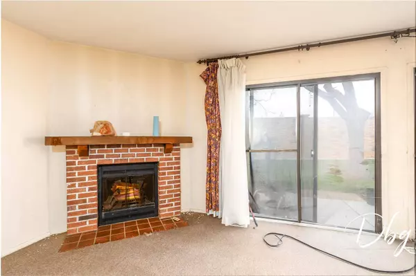 1168 Northbury LN #B1, Wheeling, IL 60090