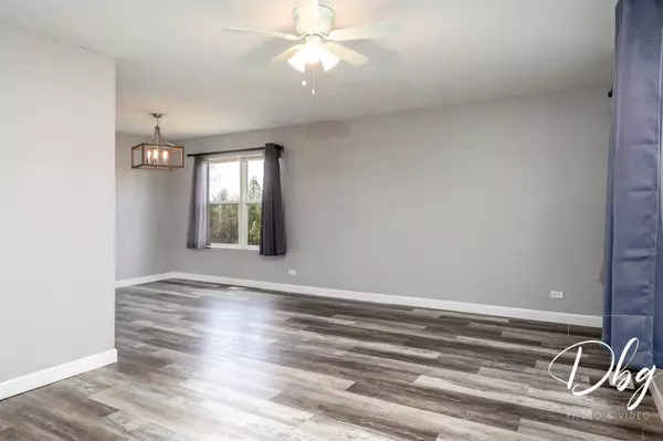 2272 IROQUOIS LN, Round Lake Heights, IL 60073