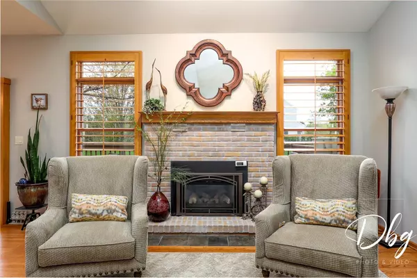 786 Woodland DR, Antioch, IL 60002