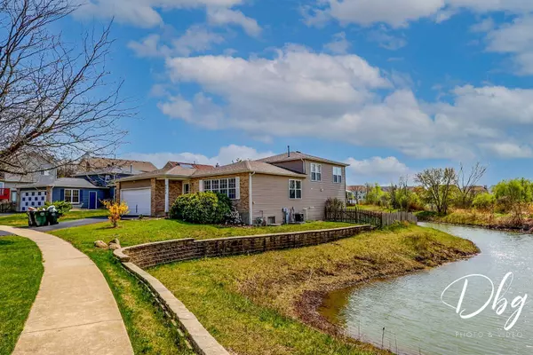 2272 IROQUOIS LN, Round Lake Heights, IL 60073