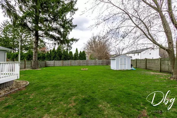 395 Magnolia AVE, Gurnee, IL 60031