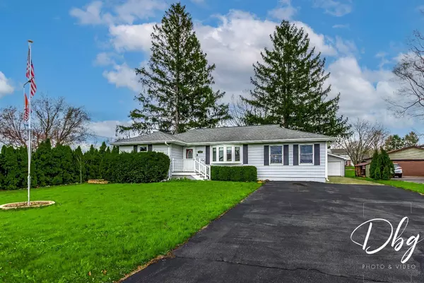 395 Magnolia AVE, Gurnee, IL 60031