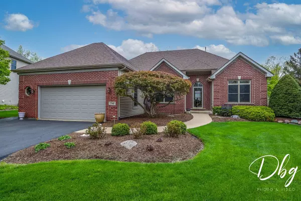 786 Woodland DR, Antioch, IL 60002