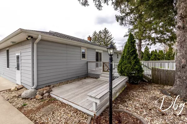 395 Magnolia AVE, Gurnee, IL 60031