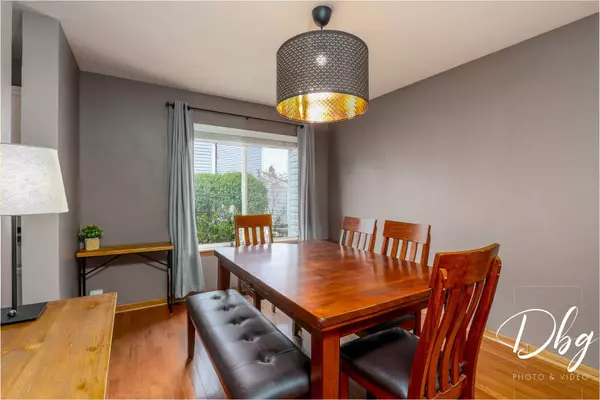 2426 N Old Pond LN, Round Lake Beach, IL 60073