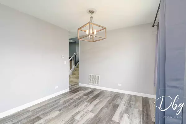 2272 IROQUOIS LN, Round Lake Heights, IL 60073