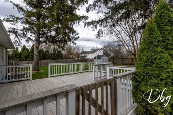 395 Magnolia AVE, Gurnee, IL 60031