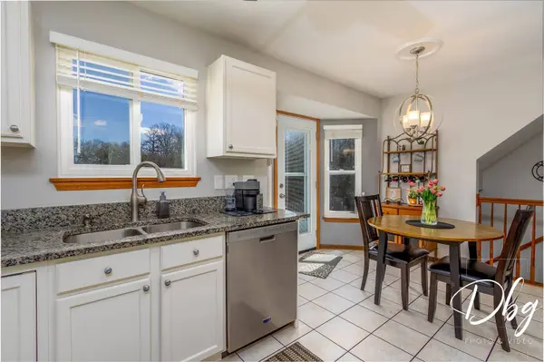 2235 Woodoak DR, Round Lake Beach, IL 60073