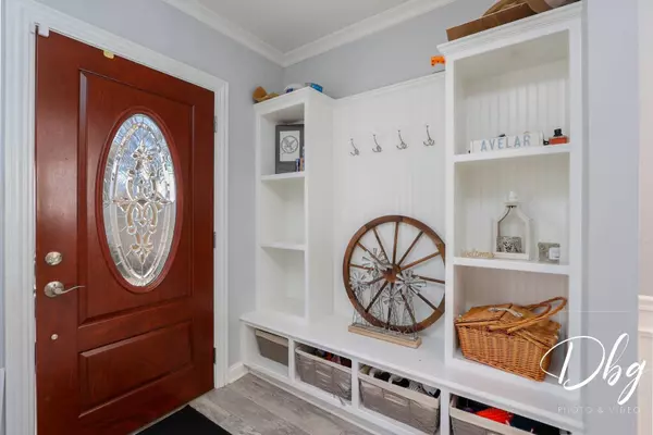 34119 N Hainesville RD, Round Lake, IL 60073