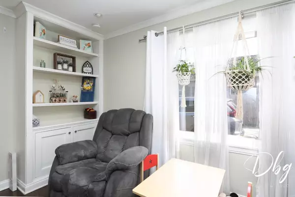 34119 N Hainesville RD, Round Lake, IL 60073