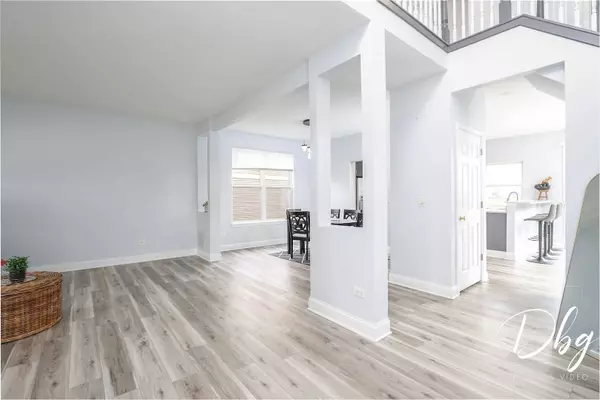 1943 Lily LN, Round Lake, IL 60073