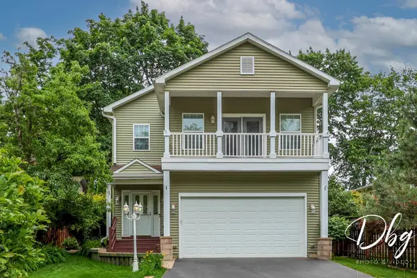 24725 W Hawthorne DR, Round Lake, IL 60073