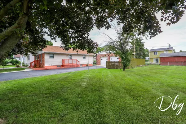 1323 Beverly DR, Round Lake Beach, IL 60073