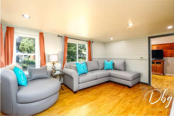 37905 N Loyola AVE, Beach Park, IL 60087