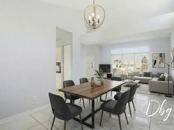 389 E Cherry Cove LN, Round Lake Beach, IL 60073