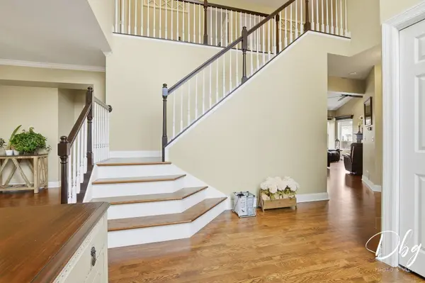 801 Eaton LN, Lake Villa, IL 60046