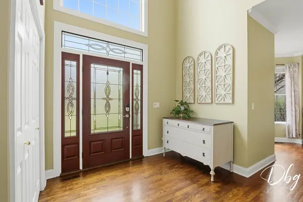 801 Eaton LN, Lake Villa, IL 60046