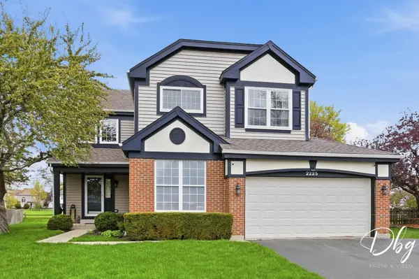 2225 N Old Pond CT, Round Lake Beach, IL 60073