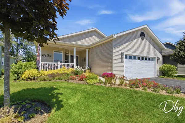 1512 Concord CIR, Grayslake, IL 60030