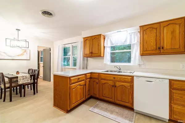 6616 Arnel Avenue, Fort Wayne, IN 46835