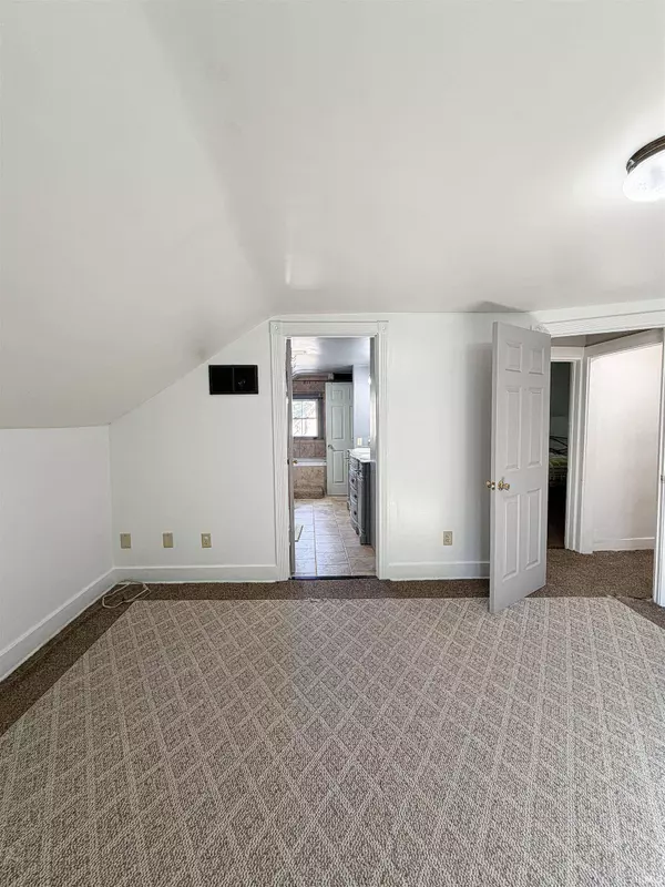 1124 W Jefferson Boulevard, Fort Wayne, IN 46802