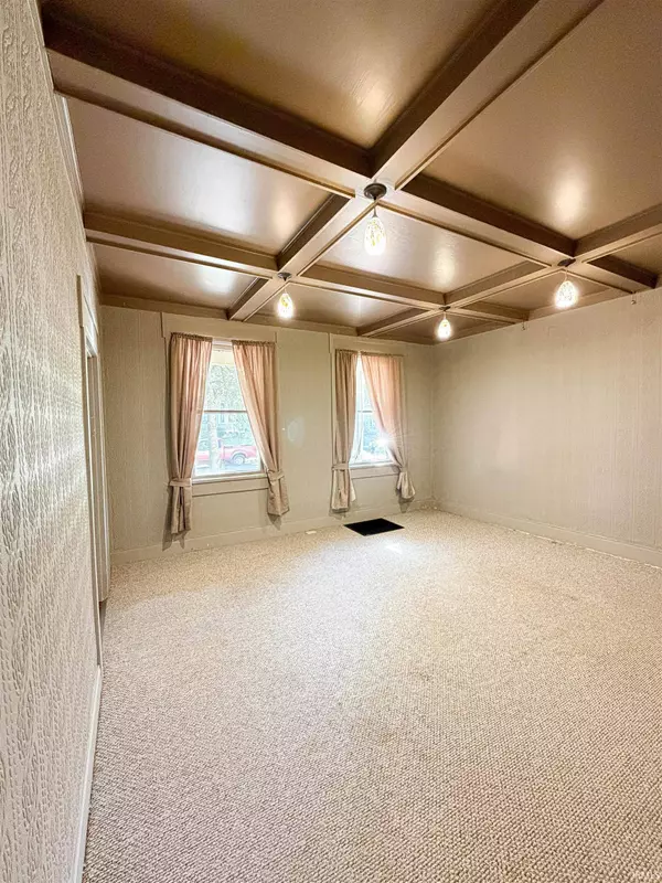 1124 W Jefferson Boulevard, Fort Wayne, IN 46802