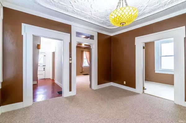 1124 W Jefferson Boulevard, Fort Wayne, IN 46802