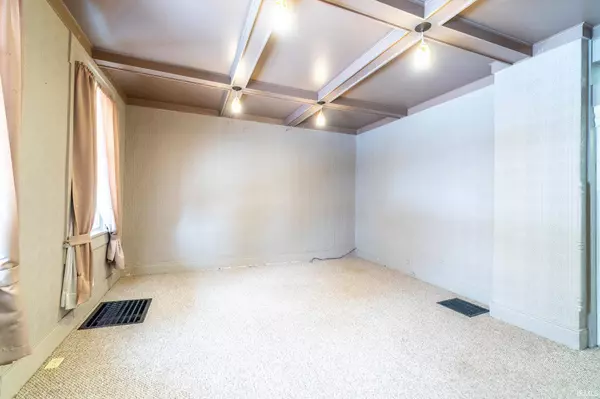 1124 W Jefferson Boulevard, Fort Wayne, IN 46802