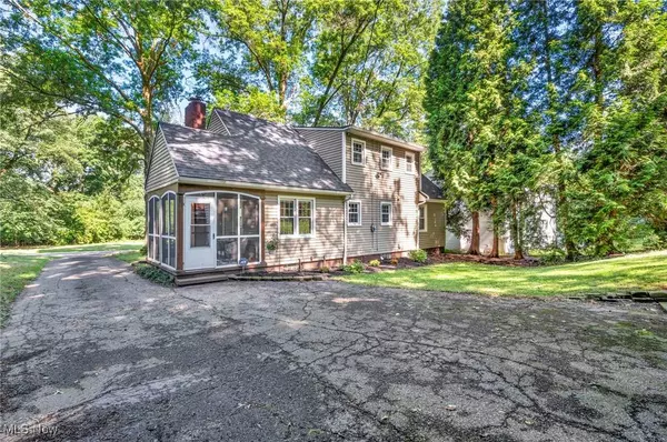 405 Mineola AVE, Akron, OH 44320