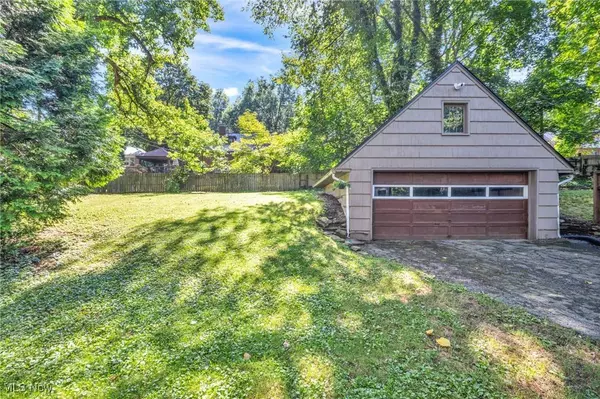 405 Mineola AVE, Akron, OH 44320