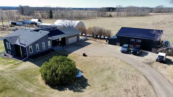 37408 Sand RD, Rural Red Deer County, AB T4S1E2